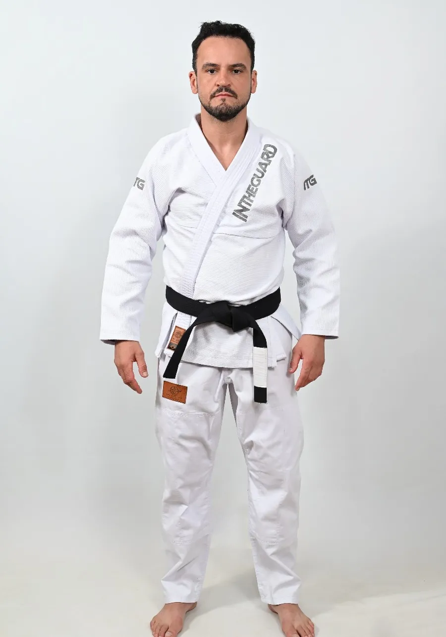 Kimono In The Guard Pró - Branco