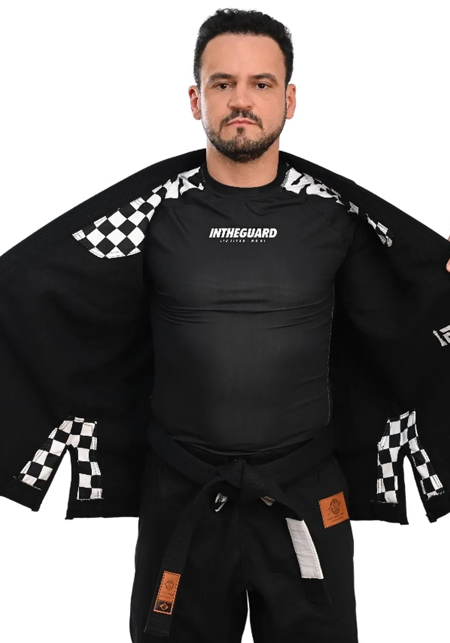 Kimono In The Guard Xadrez Pro Preto