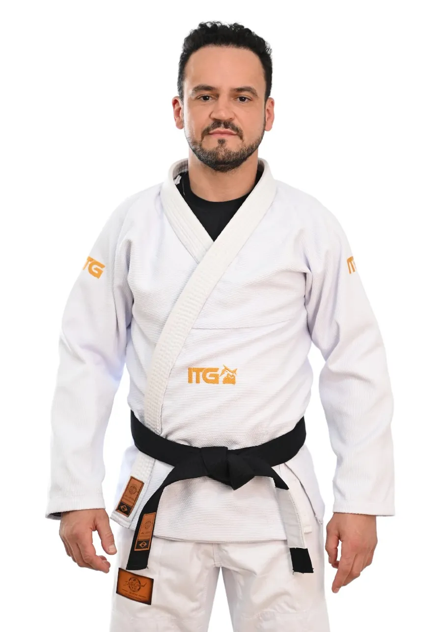 Kimono In The Guard Gold Pro Branco