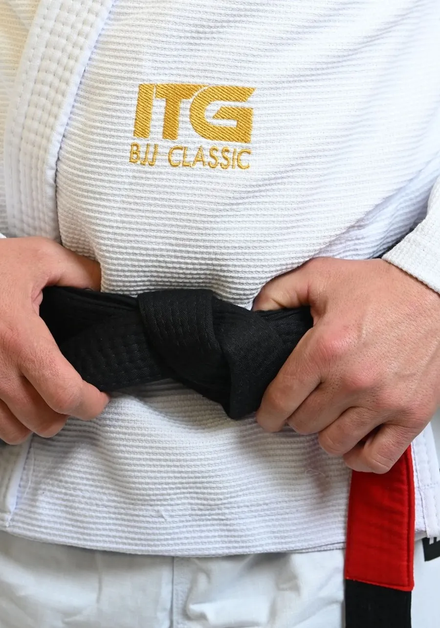 Kimono In The Guard BJJ Classic Branco