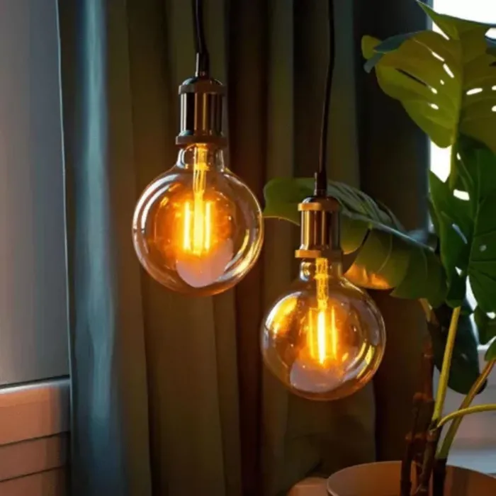 Lâmpada LED Filamento G95 4W 2.400K - Blumenau