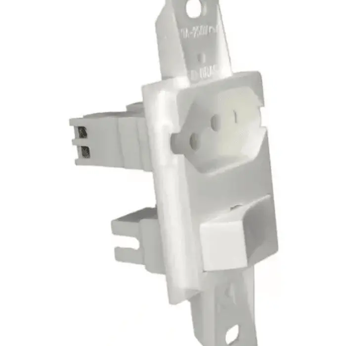 Interruptor Simples + Tomada 2P+T 20A P/Condulete Branco Klin Weg
