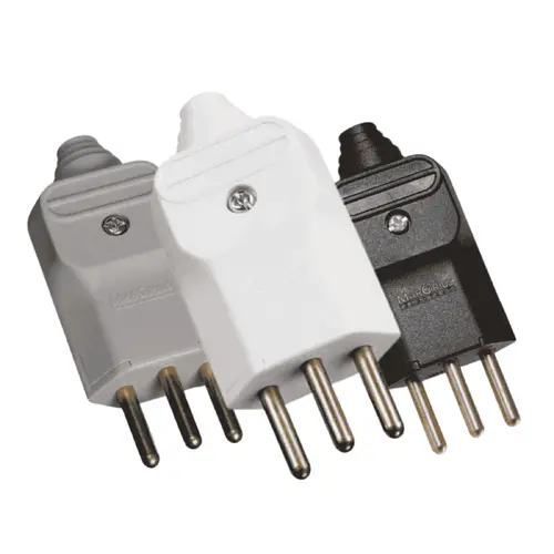 Plugue Desmontável 2P+T 180º de 20A com Prensa Cabos MarGirius