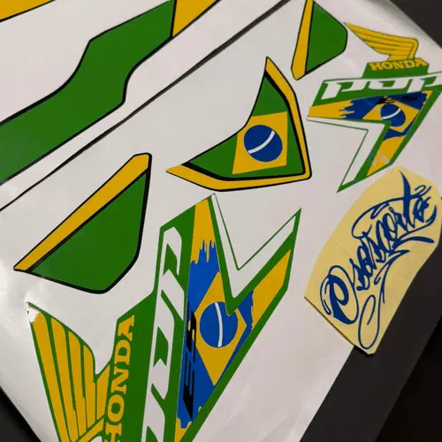 Kit Pop 110 2025 edição copa