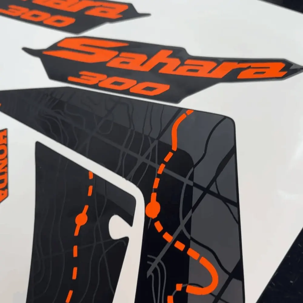 Kit Sahara 300 Adv preto fosco e laranja refletivo