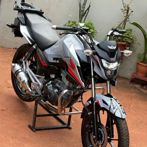 Kit Titan 2025 original Preto e vermelho