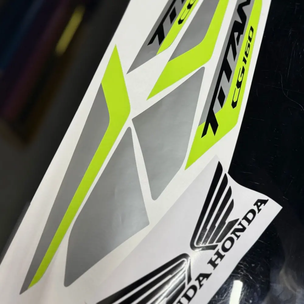 Kit Titan 160 2026 prata e verde limão