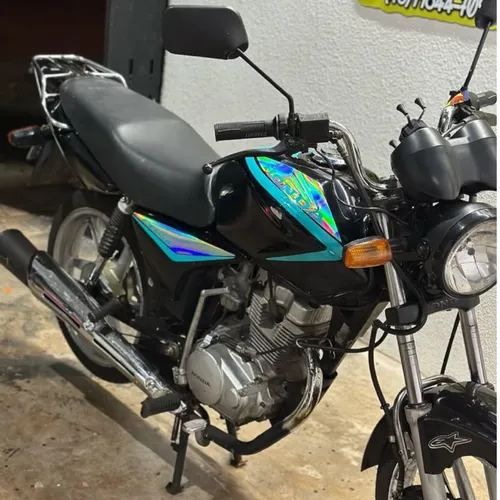 Kit Titan 150 Edição especial + Gravata