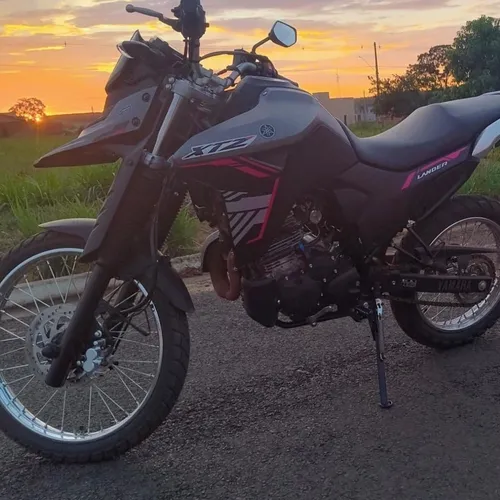 Kit XTZ Lander 2025 Holográfico