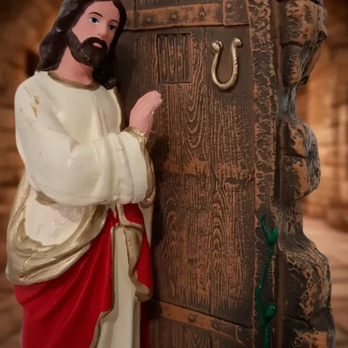Imagem de Jesus Batendo na Porta de Borracha Inquebrável - 21 cm