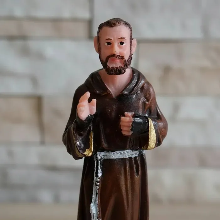 Imagem de São Padre Pio de Resina - 9 cm | Comprar na Lojinha Uai
