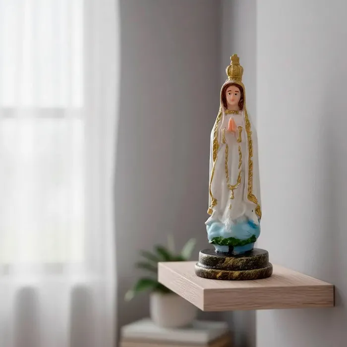 Imagem de Nossa Senhora de Fátima de Resina - 9 cm | Comprar na Lojinha Uai
