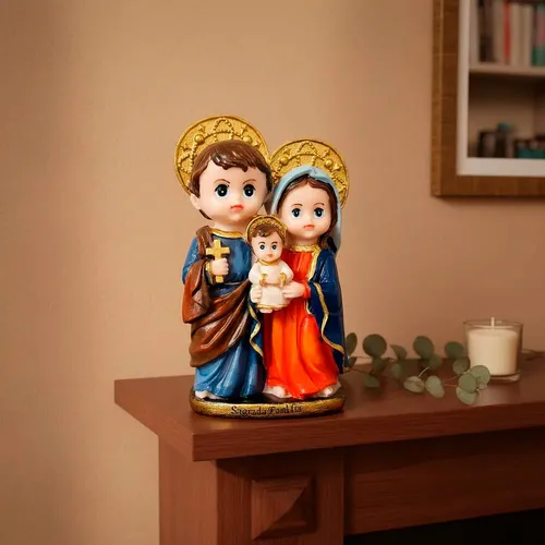 Imagem da Sagrada Família Infantil de Resina - 15 cm