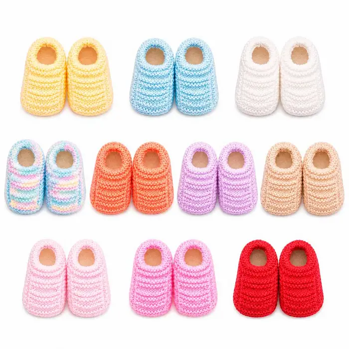 Kit Infantil com 10 Sapatinhos de Bebê de Tricô - 0 a 3 meses RN | Comprar na Lojinha Uai