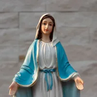 Imagem de Nossa Senhora das Graças Sem Medalha de Resina | Comprar na Lojinha Uai - imagem 2