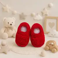 Sapatinho de Bebê de Tricô Vermelho - Recém Nascido 0 a 3 meses | Lojinha Uai - imagem 1