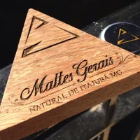 Abridor de Garrafa de Cerveja de Madeira Personalizado Maltes Gerais | Lojinha Uai - imagem 1