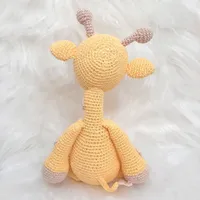 Amigurumi de Girafa De Crochê - 30 Cm | Comprar na Lojinha Uai - imagem 2