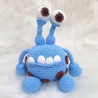 Amigurumi de Monstrinho de Crochê - 24 cm | Comprar na Lojinha Uai - imagem 1