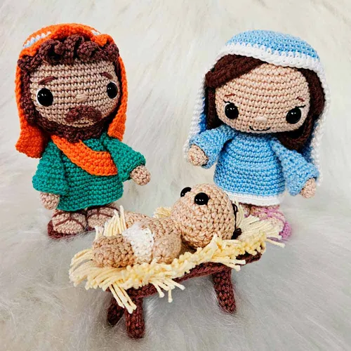 Presépio de Natal em Amigurumi Articulado Sagrada Família de Crochê - 17 cm
