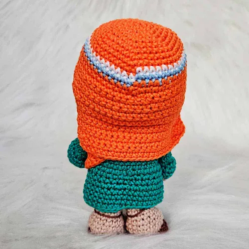 Amigurumi Articulado de José de Crochê - 17 cm