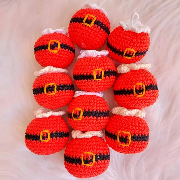 Kit com 10 Bolas para Árvore de Natal de Crochê | Comprar Lojinha Uai