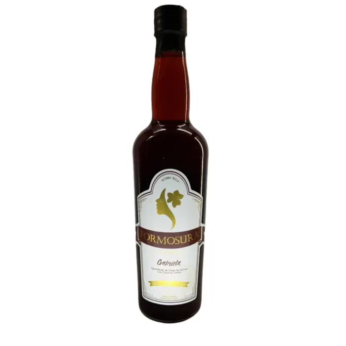 Cachaça de Cravo e Canela Gabriela Formosura - 700ml | Comprar na Lojinha Uai