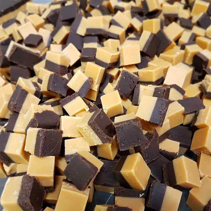 Doce de Leite com Chocolate Mineiro em Cubinhos 200g | Comprar na Lojinha Uai