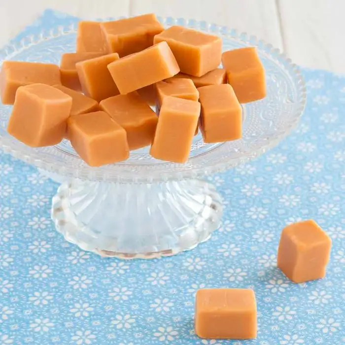 Doce de Leite Mineiro Puro em Cubinhos 200g | Comprar na Lojinha Uai