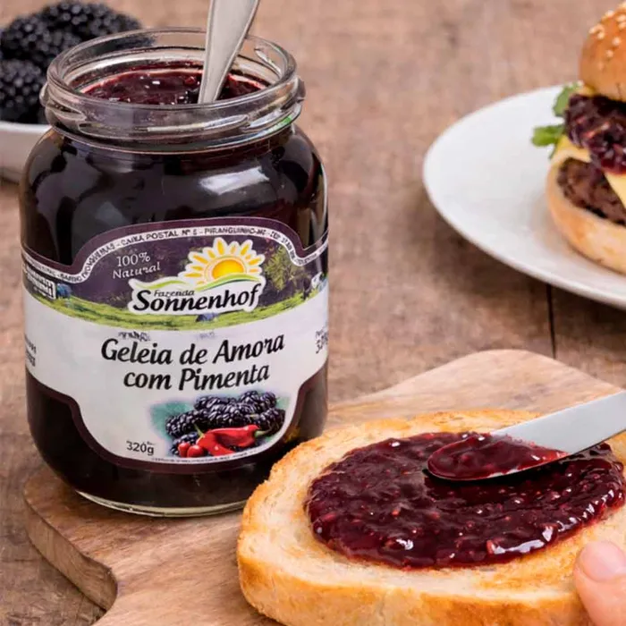 Geleia Extra de Amora com Pimenta - 320g - Fazenda Sonnenhof | Comprar na Lojinha Uai