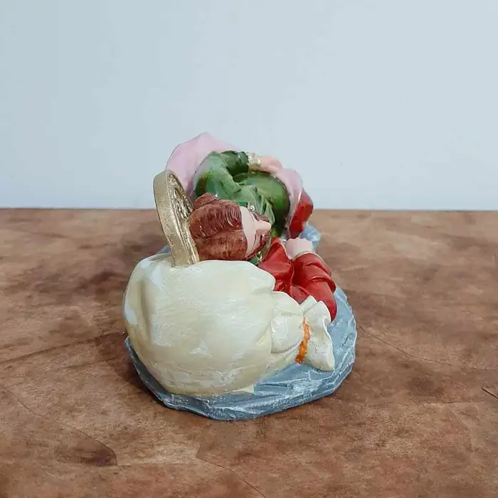 Imagem de São José Dormindo em Resina - 20 cm - Base Cinza