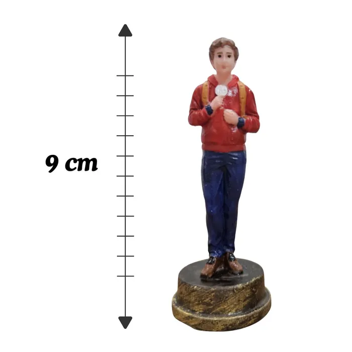 Imagem de São Carlo Acutis de Resina - 9 cm | Comprar na Lojinha Uai