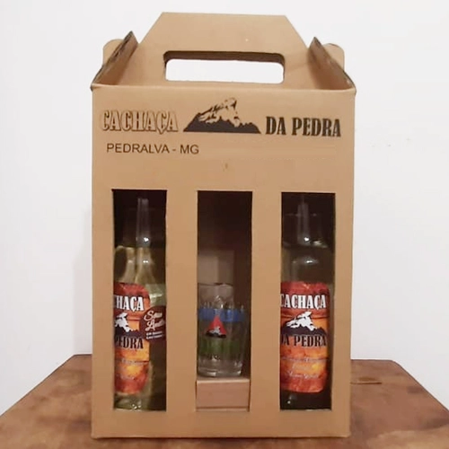 Kit de Presente 1 Cachaça Bálsamo + 1 Castanheira 275ml + Copo de Shot 