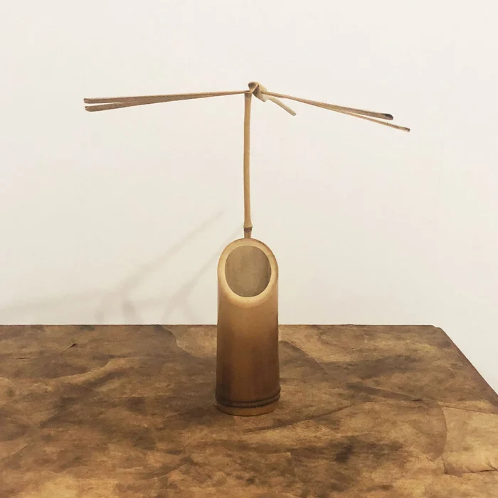 Porta Canetas com Libélula do Equilíbrio | Comprar na Lojinha Uai