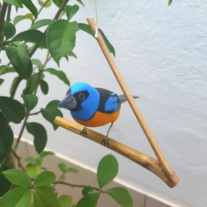 Pássaro de Madeira Sanhaço Papa-Laranja | Comprar na Lojinha Uai