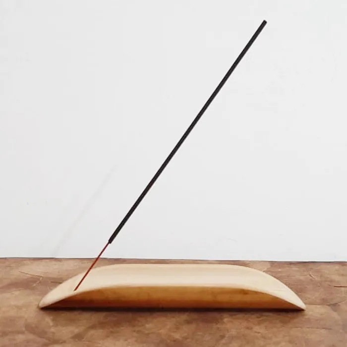 Porta Incenso de Bambu Artesanal Formato de Folha | Comprar na Lojinha Uai