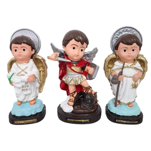 Kit Trio de Arcanjos São Miguel São Rafael e São Gabriel Infantil de Borracha Inquebrável - 16 cm