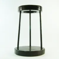 Suporte Coador de Café de Madeira e Ferro + coador + caneca sortida - 18 cm | Lojinha Uai - imagem 3
