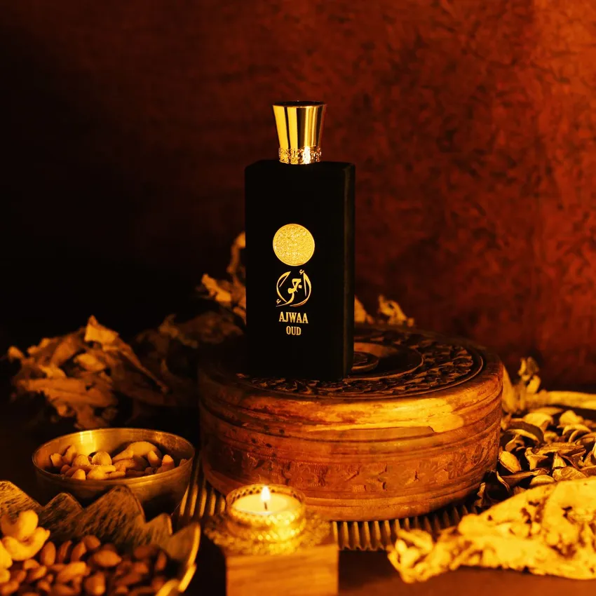 Perfume Árabe Ajwaa Oud Black EDP Masculino Nusuk 100ml