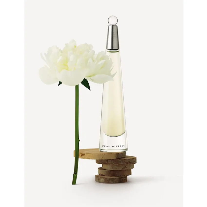 Perfume Issey Miyake L'Eau d'Issey EDT Feminino 100ml