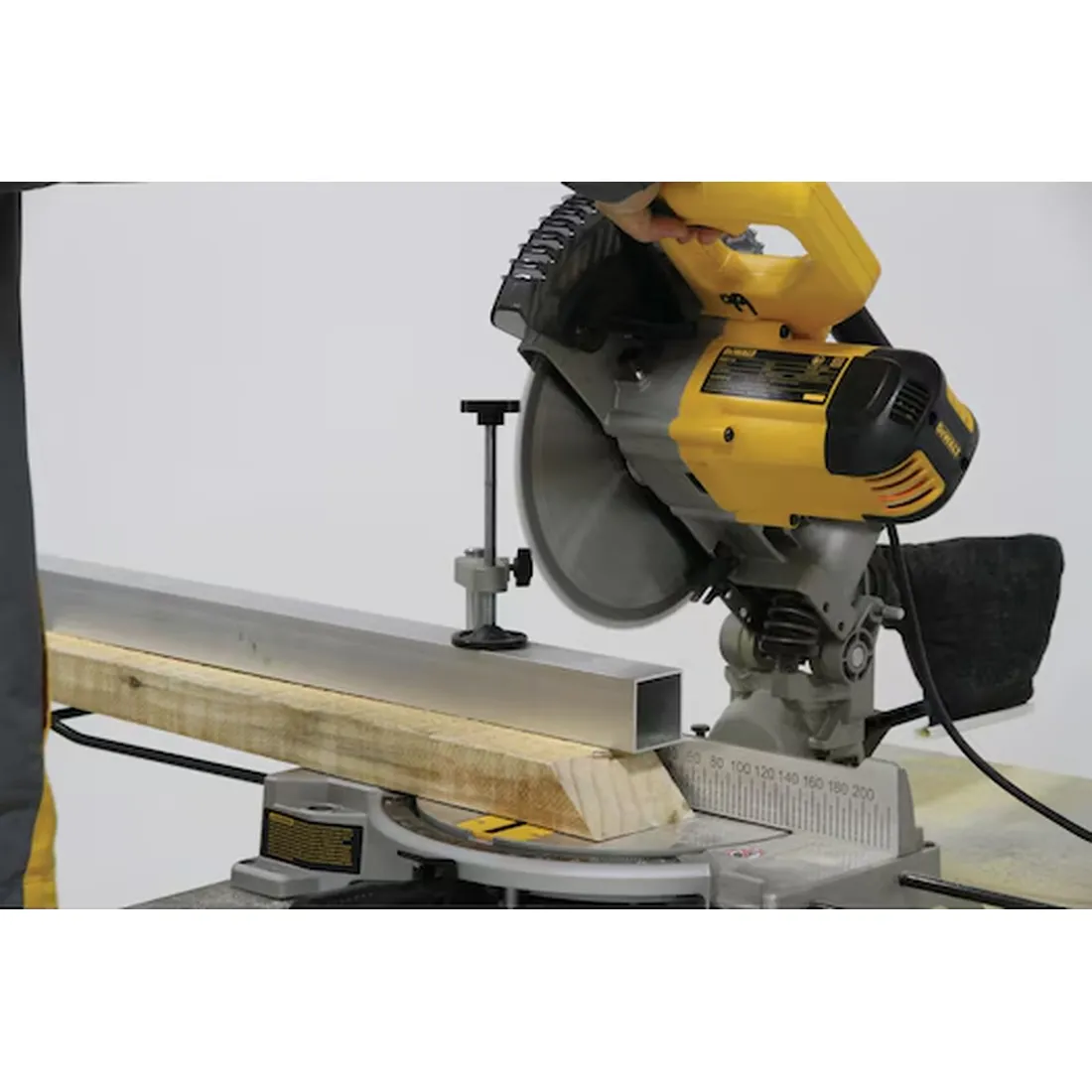 SERRA MEIA ESQUADRIA 1650W 220V DW714-B2 DEWALT