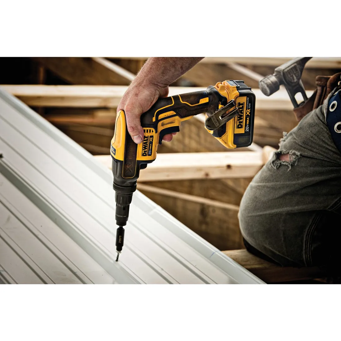Parafusadeira torque ajustável a bateria 20V* DCF622B Dewalt