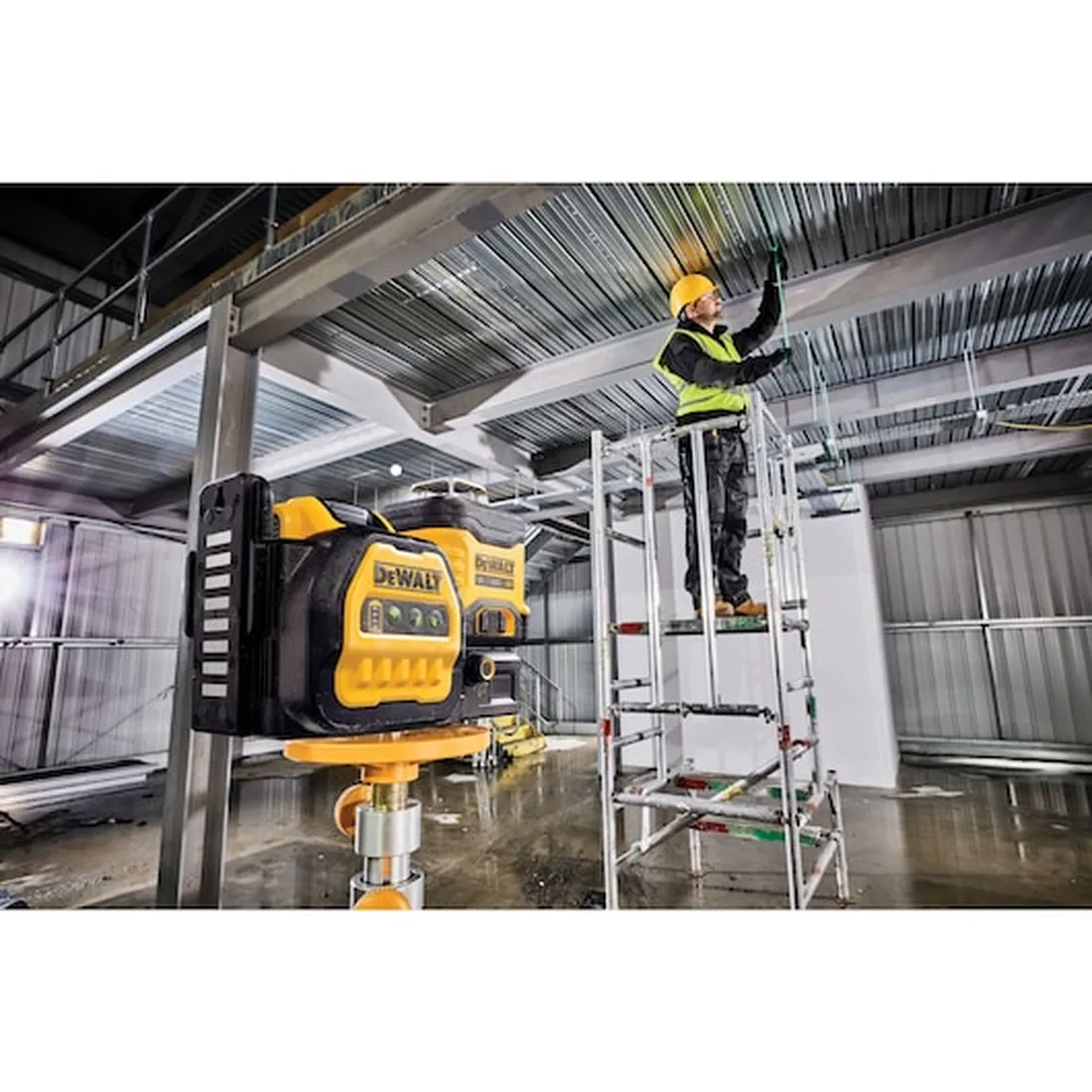 Nível Laser 3x360 12V/20V s/ bateria s/ carregador DCLE34030GB DEWALT