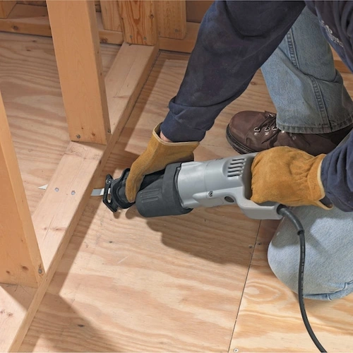 SERRA SABRE VVR 220V 1000W DW304PK-B2 DEWALT