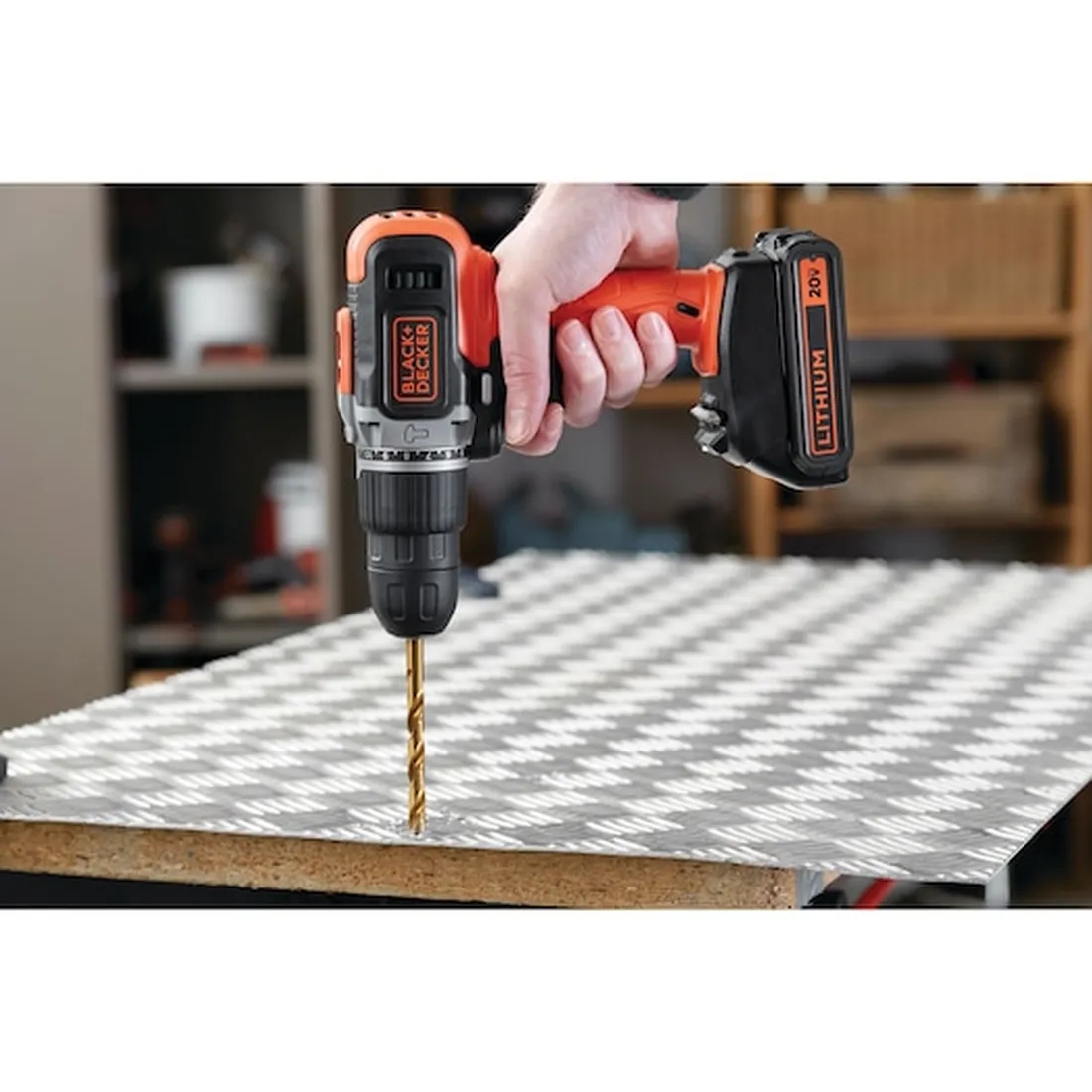 PARAFUSADEIRA  20V C/ IMPACTO BIVOLT BCD704C1-BR BLACK DECKER