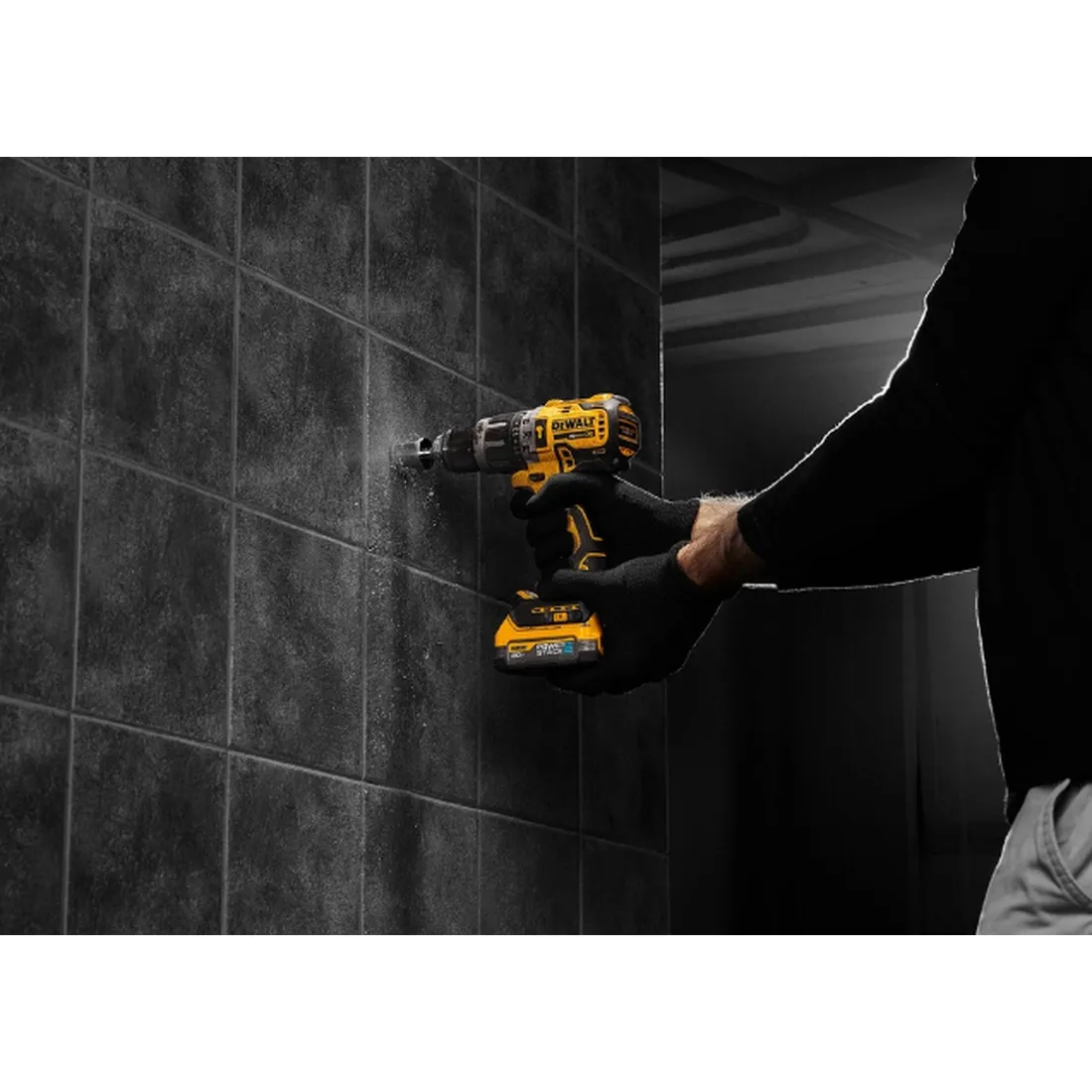 Kit Furadeira/Parafusadeira Impacto 1/2" (13mm) c/Bateria DCD796E1-B2 - DEWALT