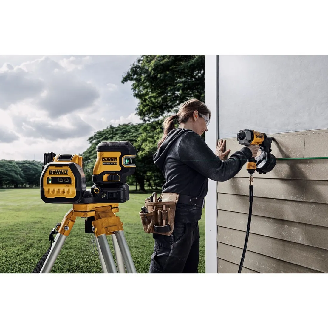 Nível Laser Combinado 1V1H2P 12V/20V s/ bateria/carregador DCLE34220GB DEWALT