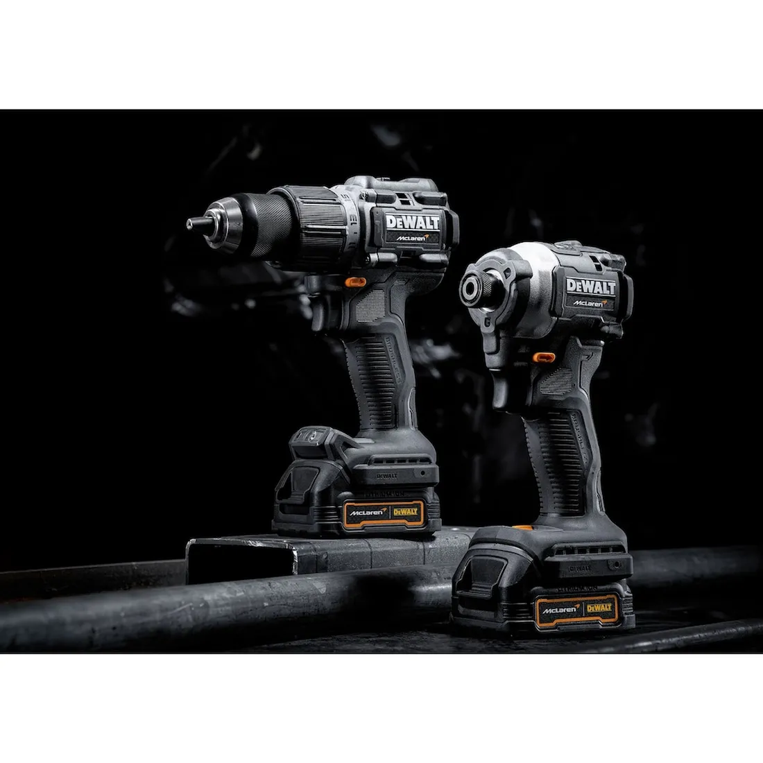 Combo Furadeira   Parafusadeira de Impacto McLaren Edição Limitada - DCK200ME2GT-BR DEWALT