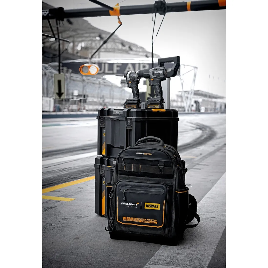 Combo Furadeira   Parafusadeira de Impacto McLaren Edição Limitada - DCK200ME2GT-BR DEWALT