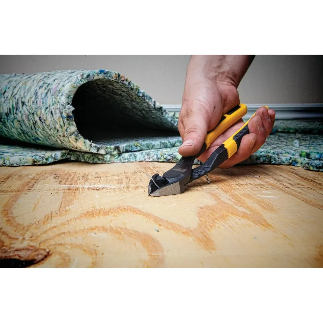 Alicate de corte diagonal 8" Ponta alavanca DWHT4274 Dewalt